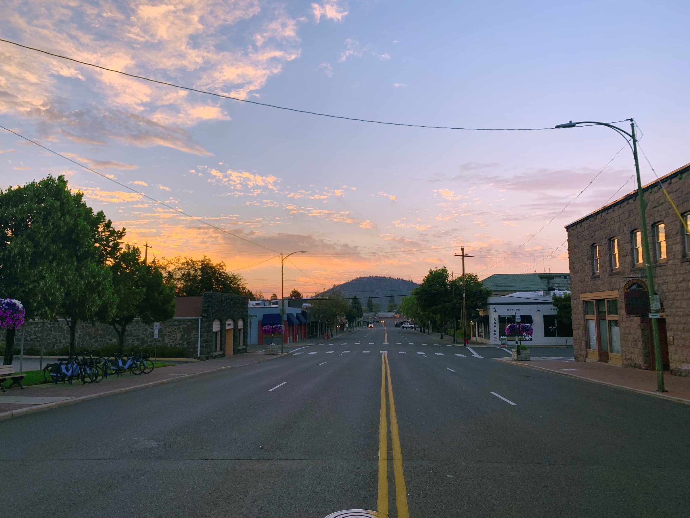 An archival view along Greenwood Avenue toward Pilot Butte in Bend, Oregon.